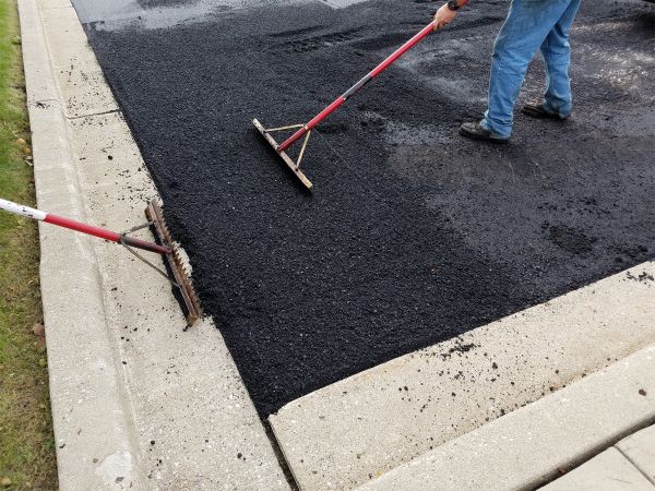 Cost of Asphalt Driveway Service in North Myrtle Beach